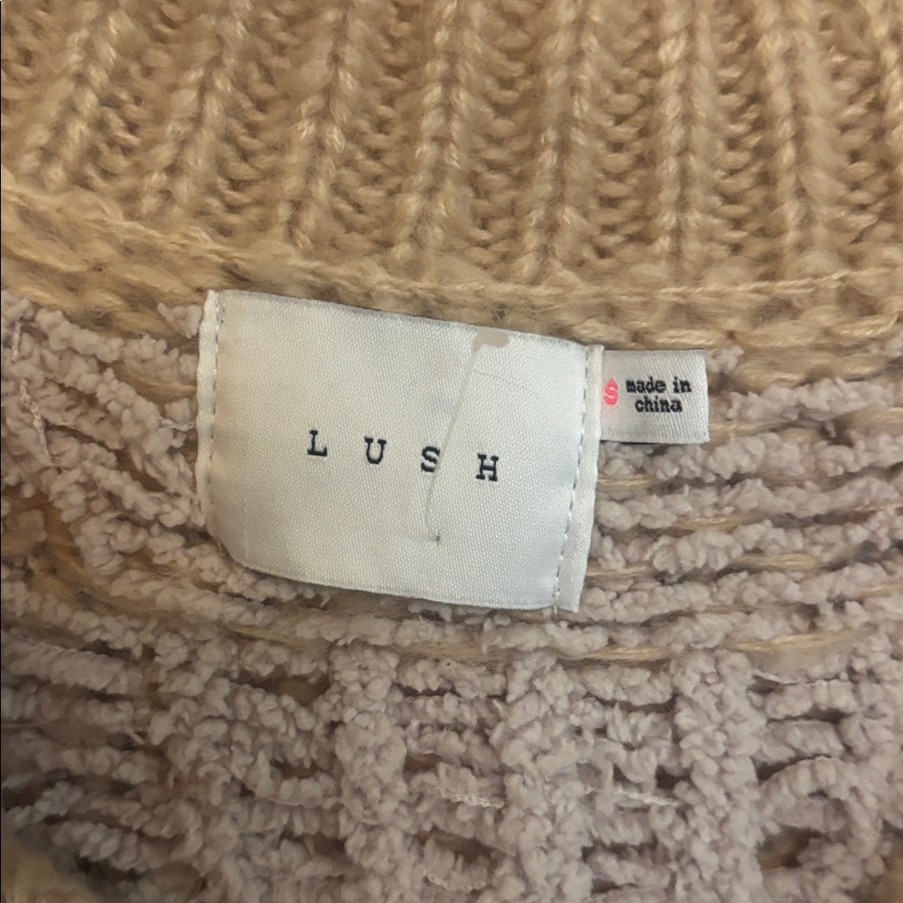LUSH Cozy V-Neck Chunky Knit Cardigan Sweater in Cream, Pink & Burgundy- unworn - Picture 3 of 3